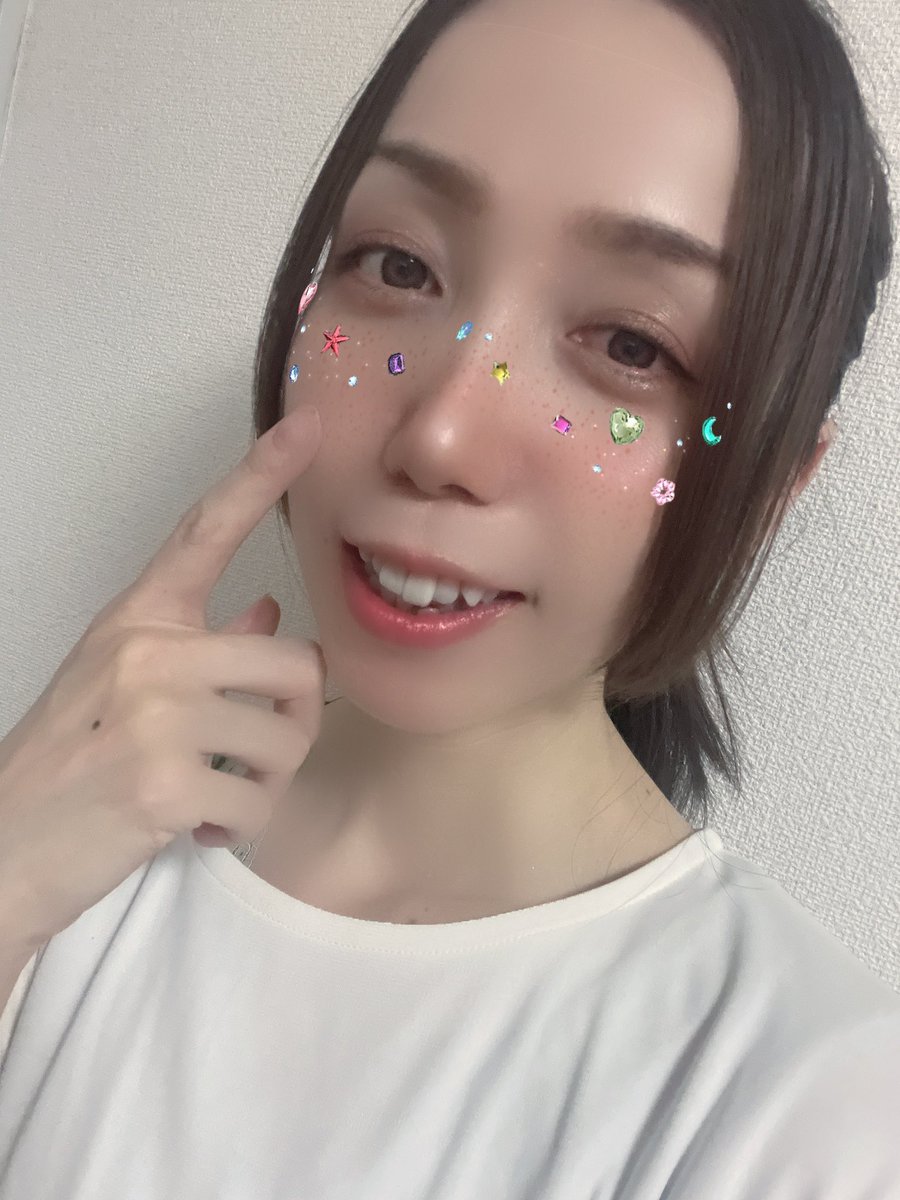 _acha_pin_'s tweet photo. おはよ🌸

最近また夜更かしぐせが出てきて
寝不足……(:3_ヽ)_

良くないぞ。

今日こそ…
早く…
寝る……

かもしれない😌

さて
オシゴト頑張ってきます❤️‍🔥

皆もがんばろ🙌🏻✨️ https://t.co/CNsRzbxnd5