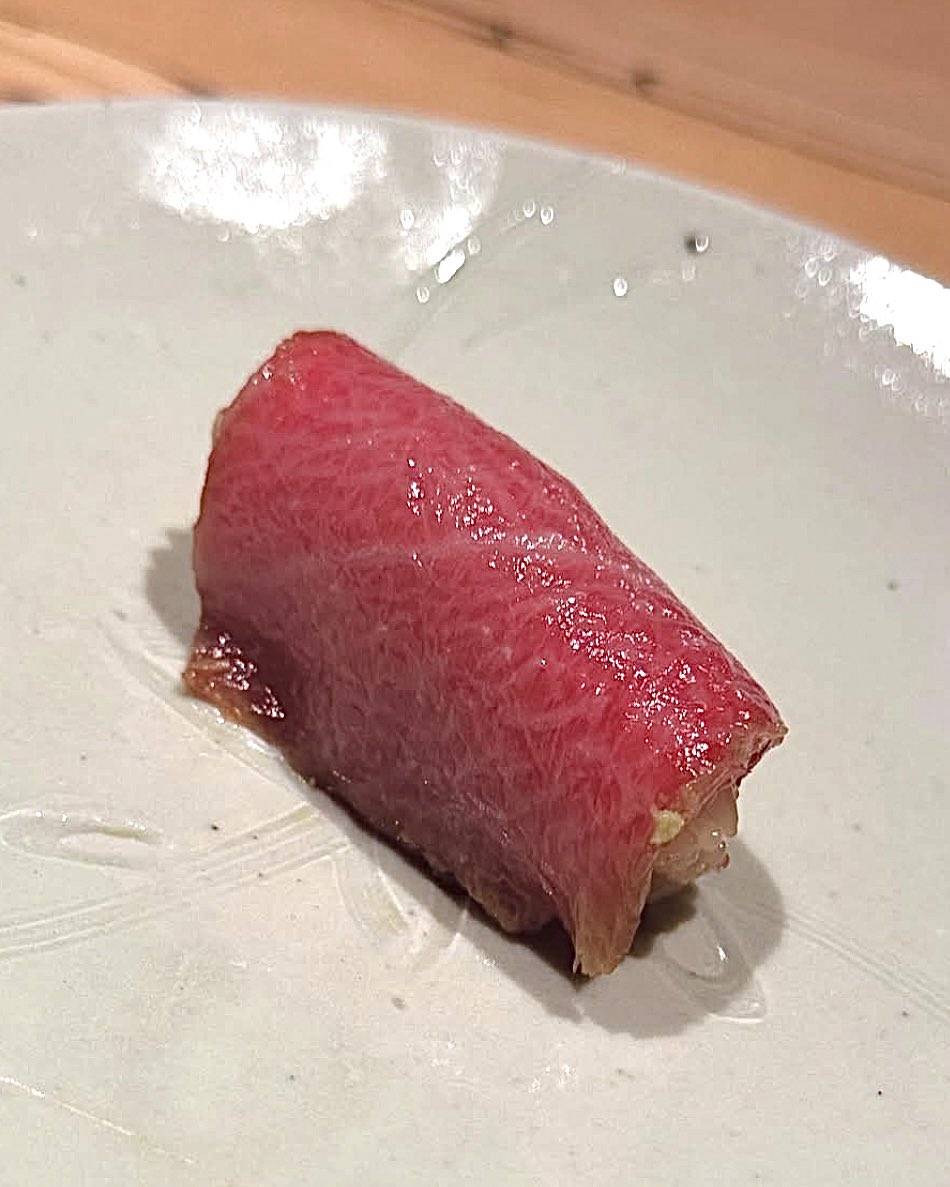 erinun_inbound's tweet photo. 札幌にある鮨の名店　すし宮川さんへ。

一品一品が本当に丁寧で、最初から最後まで楽しめました。

#すし宮川
#札幌寿司
#札幌グルメ
#北海道グルメ https://t.co/1igMDoDNBE