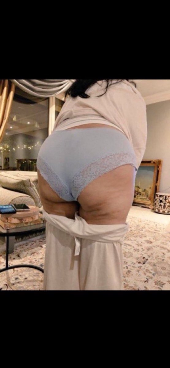 Ycnysn's tweet photo. ماما فديتها تقول عادي يروحي مافي فرق بينا 
تسالني اقيم لها الكلوت شرايكم 🐷😵‍💫؟ https://t.co/At7cH6XBW7