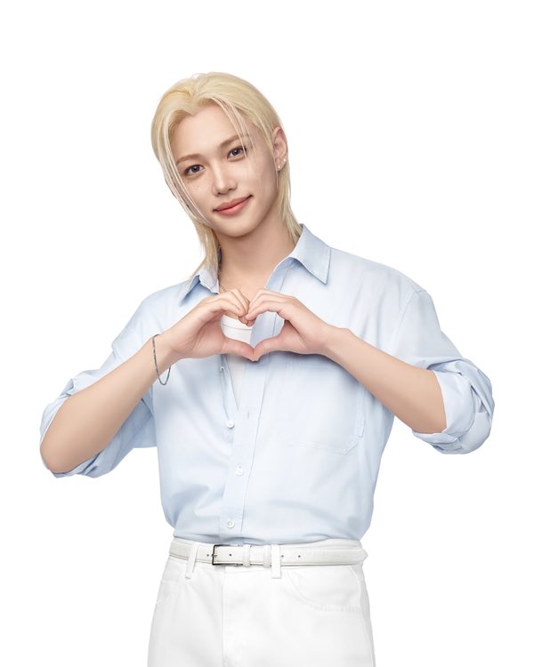 SEUNGM1NE's tweet photo. another day another ambassador Felix! congratulations Felix for being selected as BBQ chicken global brand ambassador 🥹🫶❤️ https://t.co/cOk58vppsl