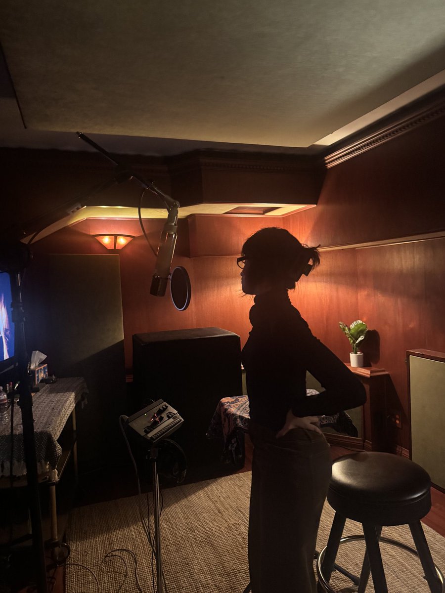 vinicamiIizer's tweet photo. Principais produtores do CC5 até agora 👀

Bart Schoudel (All Camila’s albums)
Jon Bellion (Shameless &amp; Liar)
Edgar Barrera (Familia)
Blake Slatkin (SZA, KATSEYE, Tate)
Carter Lang (Bieber, Lola Young).
Mike Dean (usually produces Pop &amp; R&amp;B)
Major Lazer
Aaron Dessner (Taylor) https://t.co/hxFAZ93BAr