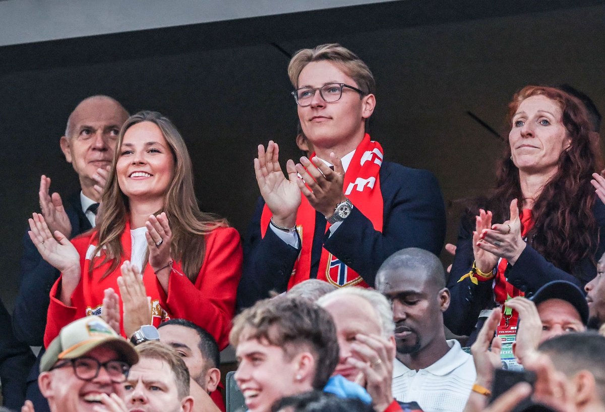 JordanNelson64's tweet photo. Princess Ingrid Alexandra and Prince Sverre Magnus have traveled to the United States to support Norway in their 2026 FIFA World Cup match against Senegal at MetLife Stadium in New Jersey. https://t.co/6DlScXkM23