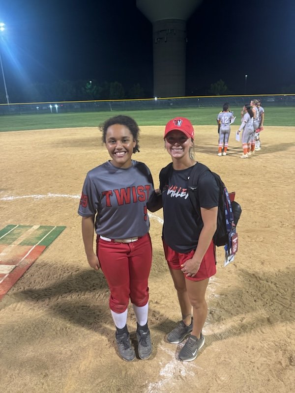 carys_watson5's tweet photo. Had a great time talking to @KelseyBernhardt @tvccSoftball after the 2026 @TFLfastpitch Summer Championship Exposure Camp thanks for sharing some of the life  lessons you teach your players
@sballrecruiting @gobigrecruiting @SoftballDown @ExtraInningSB @TopPreps @playsbigger https://t.co/5VNzwjUJ0X