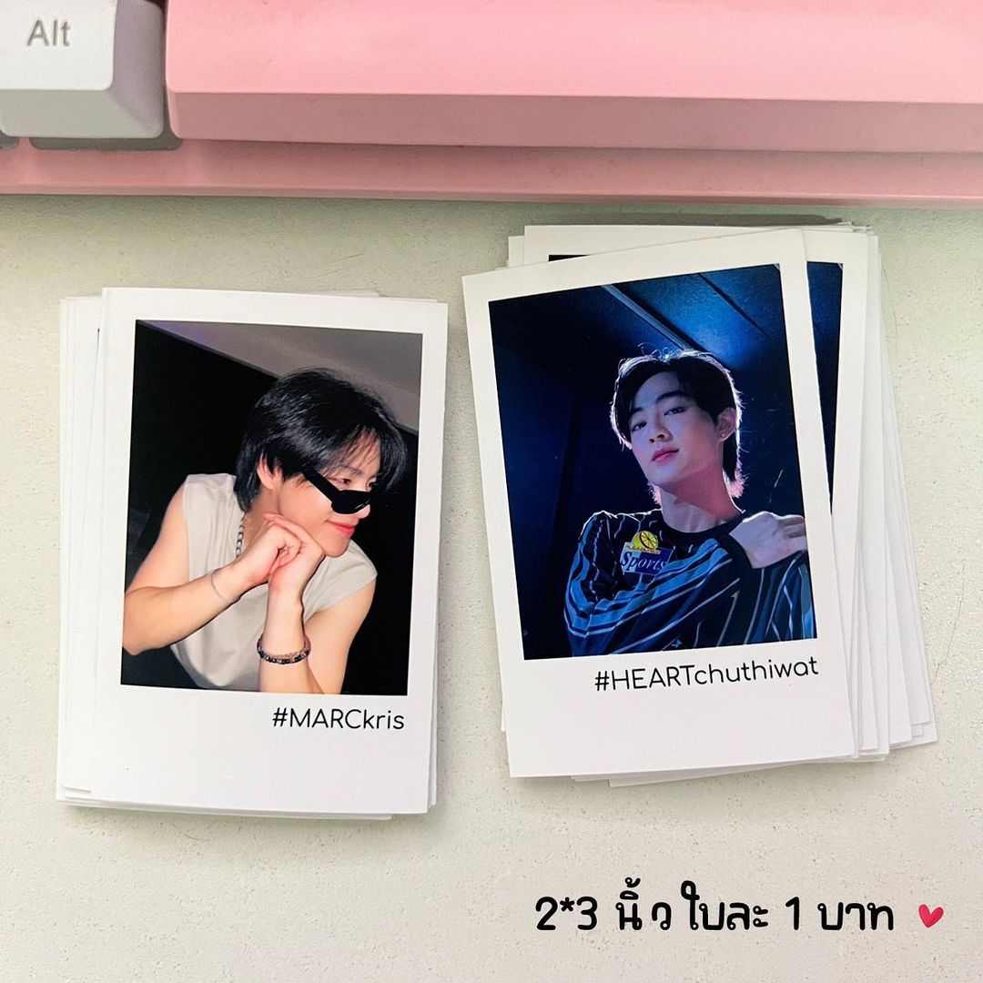 poly_polaroid's tweet photo. ★︵ 𓂂 #BUS_LIGHTASONE ✨

รับทำ Giveaway ราคาเบาๆ ผลิตเร็ว จัดส่งไว 
จะมีแบบมาเอง หรือให้ทางร้านออกแบบให้ก็ได้
รับออกแบบฟรี ไม่มีบวกเพิ่ม! 🎁

#HEARTchuthiwat #MARCKRIS 
#รับทําgiveaway #รับทําของแจก https://t.co/nZzh613Byh