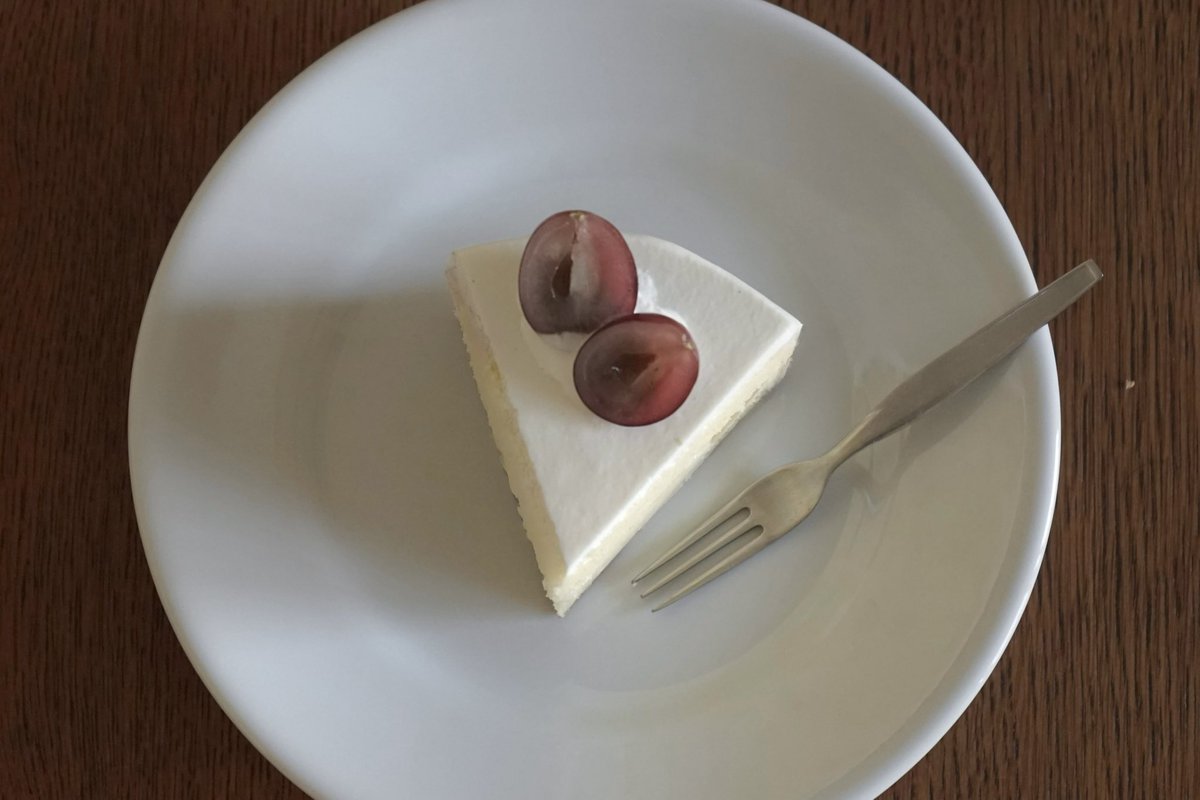 9lilJe's tweet photo. 最近作ったフルーツのケーキ、夏だね https://t.co/5GGeFn4hAH