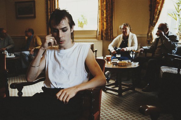 bab0oshk44's tweet photo. Peter Murphy by Tony Mottram, 1981 https://t.co/rcs2LCvmyN