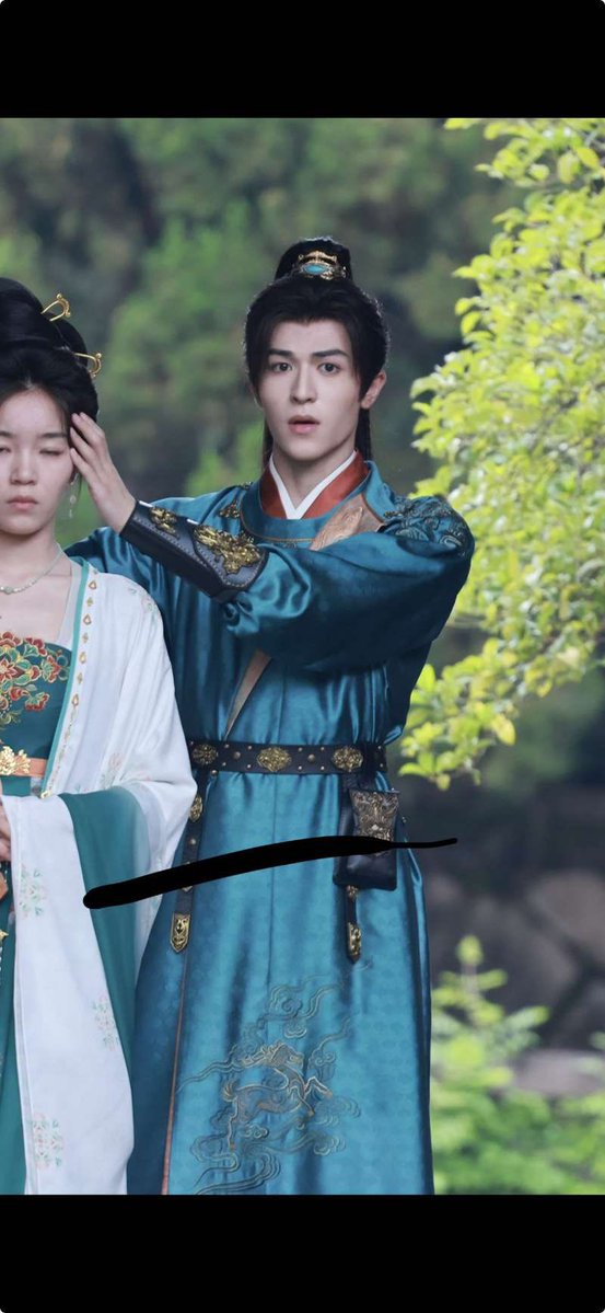 Cullennnnnnnnn's tweet photo. หากล้องรอยเตอร์เก่งมากแพท 55555555

@patrick_pppat
#TheKillingOfBegonia #แพทริค
#ZhengYan #海棠春 https://t.co/kiHH0GyaRc