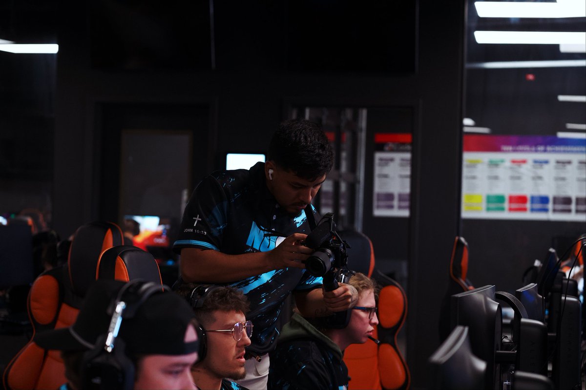 Blessedthumbs's tweet photo. Thank the lord for giving us the grace to enjoy what we love to do. Super thankful for my brother @BMoodless we are doing a lot of great things and I just hope that the lord continues to guide use as we finish out the year. Excited for @NextUpGlobal in Paris 💪🙏 https://t.co/YAaLGxaPIH