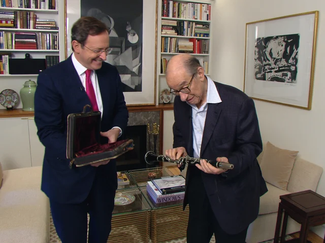 Jon_Hartley_'s tweet photo. Fun Fact: Alan Greenspan &amp; John Maynard Keynes crossed paths. According to Greenspan, in 1944, he stayed at the NH Mt. Washington Hotel during the Bretton Woods Conference (UN Monetary &amp; Fin Conference) traveling as a Henry Jerome Orchestra jazz clarinet player only 1 floor apart https://t.co/WaOHdzGvTu