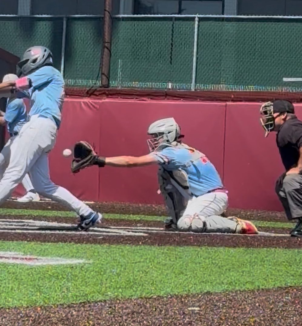 sawyer_noonan's tweet photo. Busy weekend running between the wood bat baseball tourney and football team camp. Ended the weekend batting .455 and .500 OBP 5 hits and 8 RBIs and catching 15.2 innings. Grateful for my teammates who were with me @PNW_Uncommitted @BUncommitted https://t.co/s2B5RcJh15