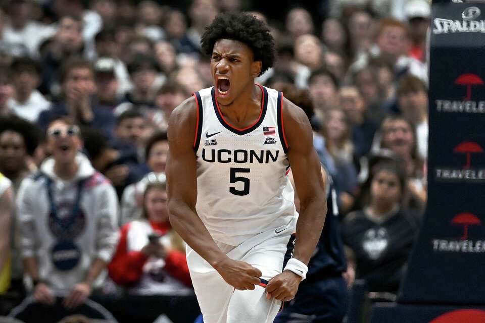 Grizzlies_szn's tweet photo. My final Memphis Grizzlies 2026 mock draft:

No. 3 — Cameron Boozer (F | Duke)

No. 16 — Labaron Philon Jr. (G | Alabama)

No. 32 — Tarris Reed Jr. (C | UConn)

What do we think of this? 🤔 https://t.co/0Hp1lUiYuV