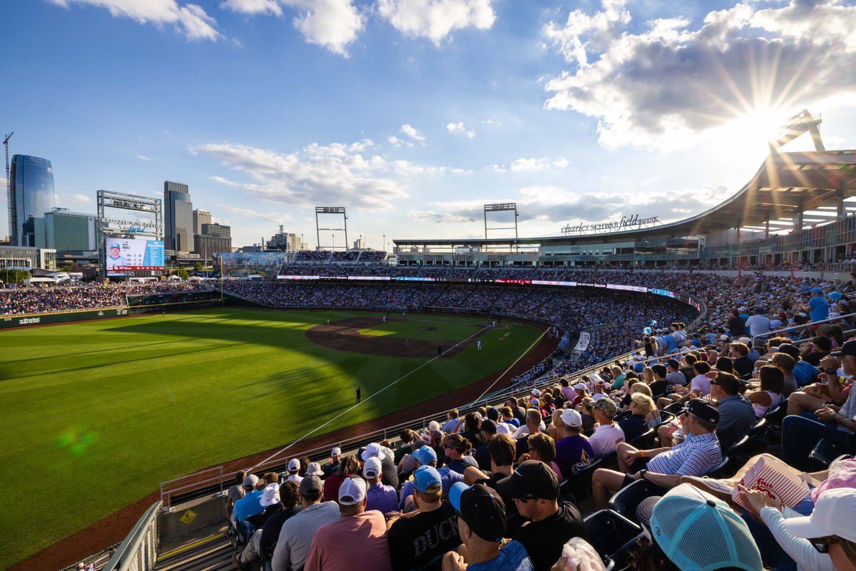 CWSOmaha's tweet photo. Omaha is showing off for the Championship!

#MCWS x #RoadToOmaha https://t.co/mbcgFKP3Bx