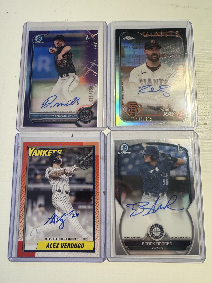 BCCBaseCards's tweet photo. $10 each

#thehobby #thehobbyfamily #baseballcards 

@sports_sell @HobbyRetweet_ @CodiDaReposter https://t.co/Zy8oDkk6QT
