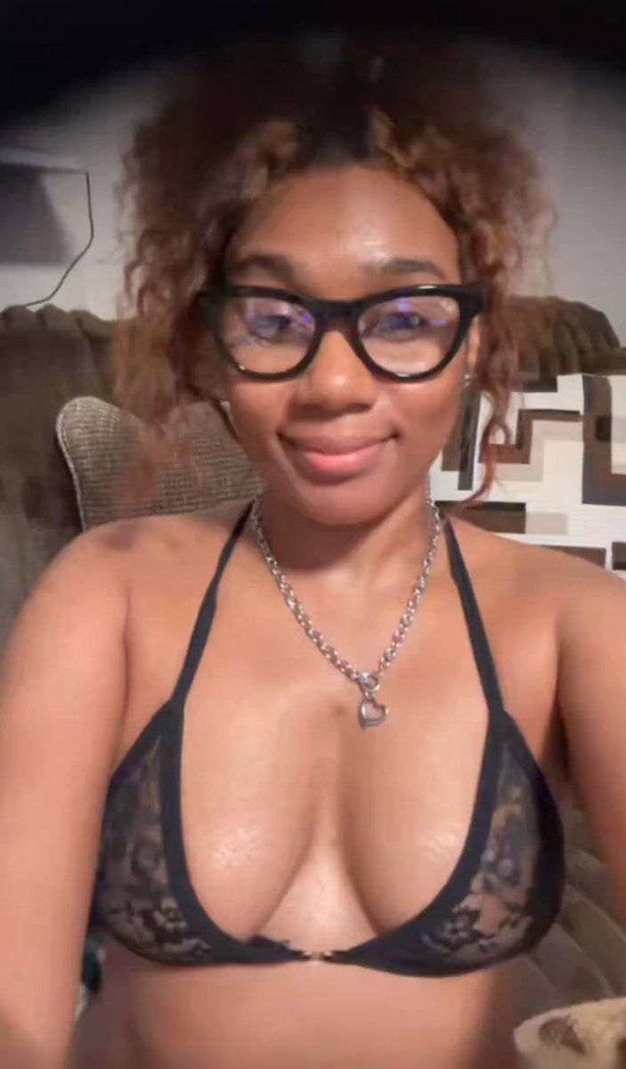 Ms__Pinkyp's tweet photo. They come for the massage… they stay for the way my fingers find every hidden tension🥵#DFWMassages #ForthWorth Tell me where I’m laying hands on https://t.co/FUEXaZoP9V