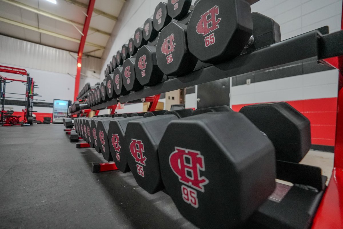 HCHSfb's tweet photo. Big day at HC! First day in the new weight room! https://t.co/h23DIuRXkD