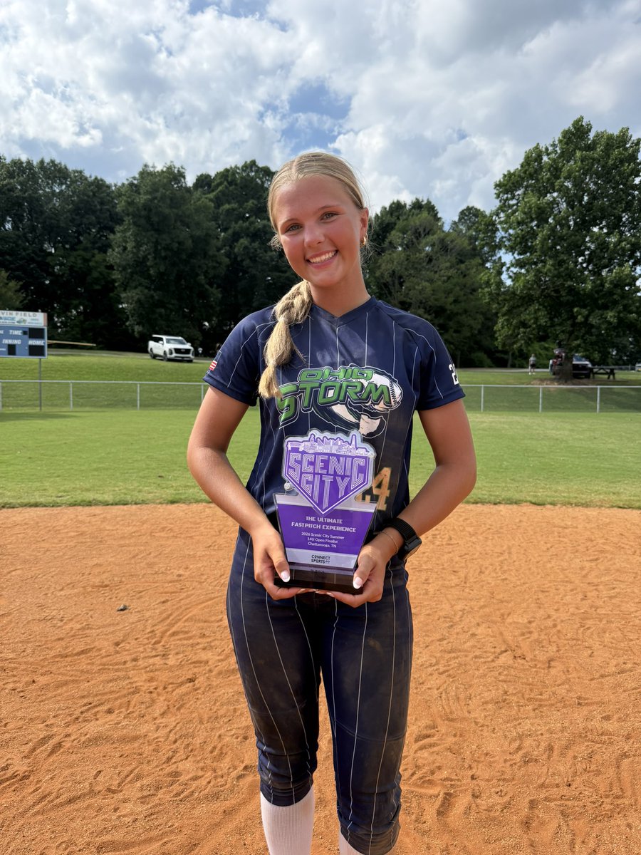 AlexisRingwalt7's tweet photo. Hard fought weekend with my @OHStorm2029Nat team at Scenic City @ConnectSports_  14u open runner up! 

Avg: .526
OBP: .550
2 HR
5 RBI

Weekend off and the back at it in Orrville for Orrville Fire in the sky! 

@ExtraInningSB @nix131313 @ZipsCoachZ @CoachJLPrice
@mandygardner24 @Coach2K_OSU