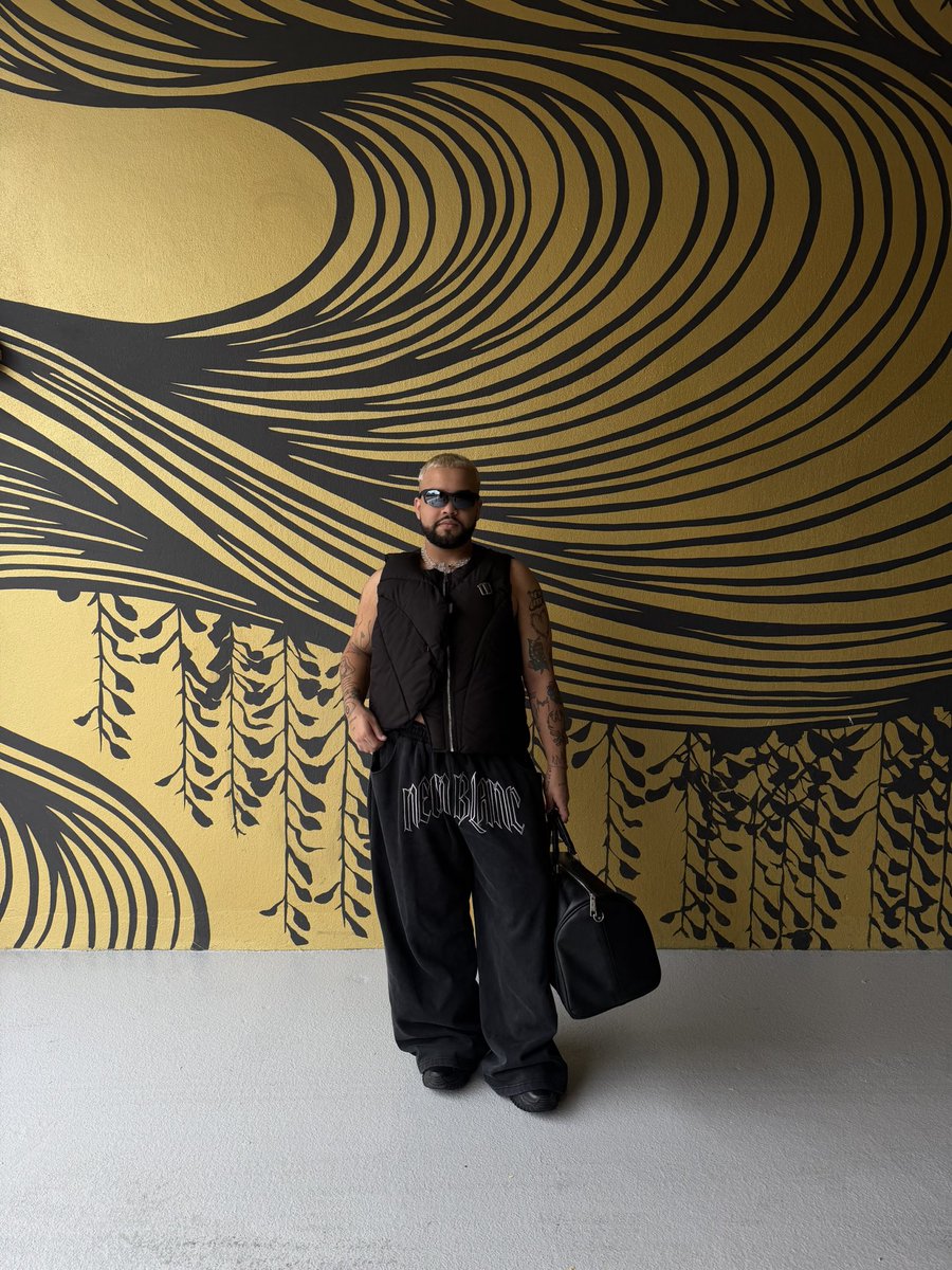 __bryan013's tweet photo. WYNWOOD https://t.co/31NFoP7sw4