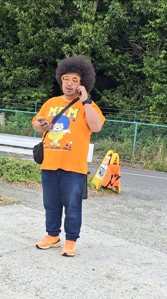 dr1WQrpMnRknly2's tweet photo. e-radio MC MORIYAの駅前リポート
近江鉄道 武佐駅からでした🎵
2回目のMORIYAさん☺
#eradio
#fm滋賀
#styl
#駅前リポート
#mcmoriya https://t.co/WtyYUchsLe