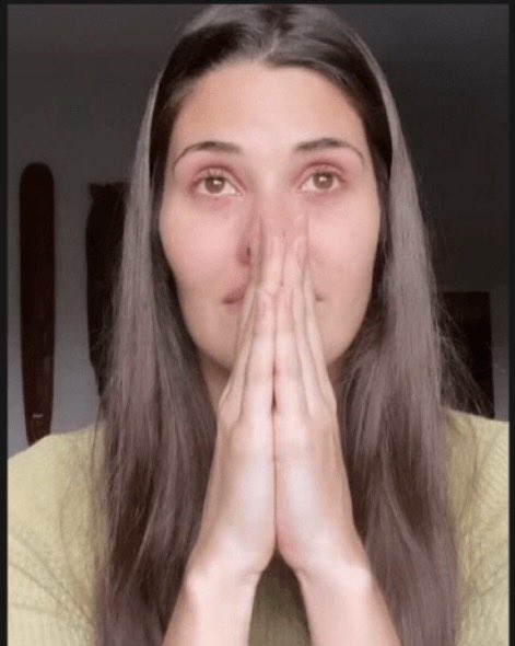 frxncock's tweet photo. y adele sabe sobre esto??? https://t.co/qpLFEK9pqH