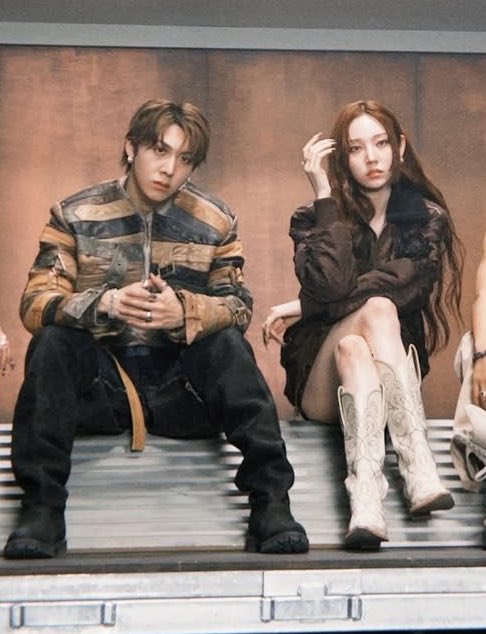 kewooseoan's tweet photo. 1 tahun bersama #wooseo๐ฑ๐ถ https://t.co/j9cF1Tydd8