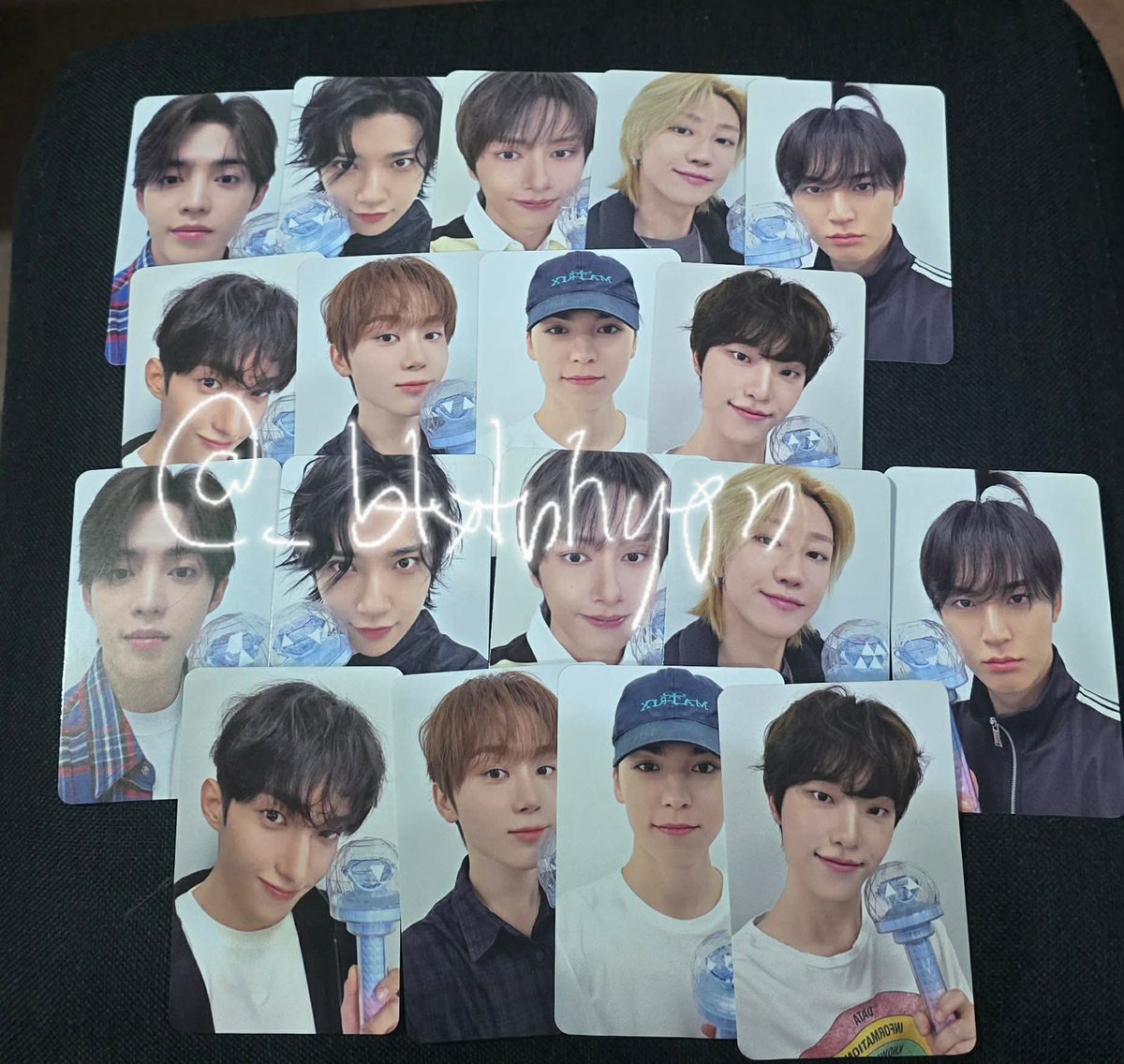 _btxtnhypn's tweet photo. ✨ wts selling sell lfb ph czone caratzone caratland cl ✨

— 2026 carat land carat zone set (sold as set only) - 2 set available 
— 2,500 php (2,300php payo) 
— mod: sdd/jnt
— onhand/ can meet up around taguig or laguna
— mop: rcbc, bpi, maya, maribank

dm to buy! https://t.co/mvgsNr17fV