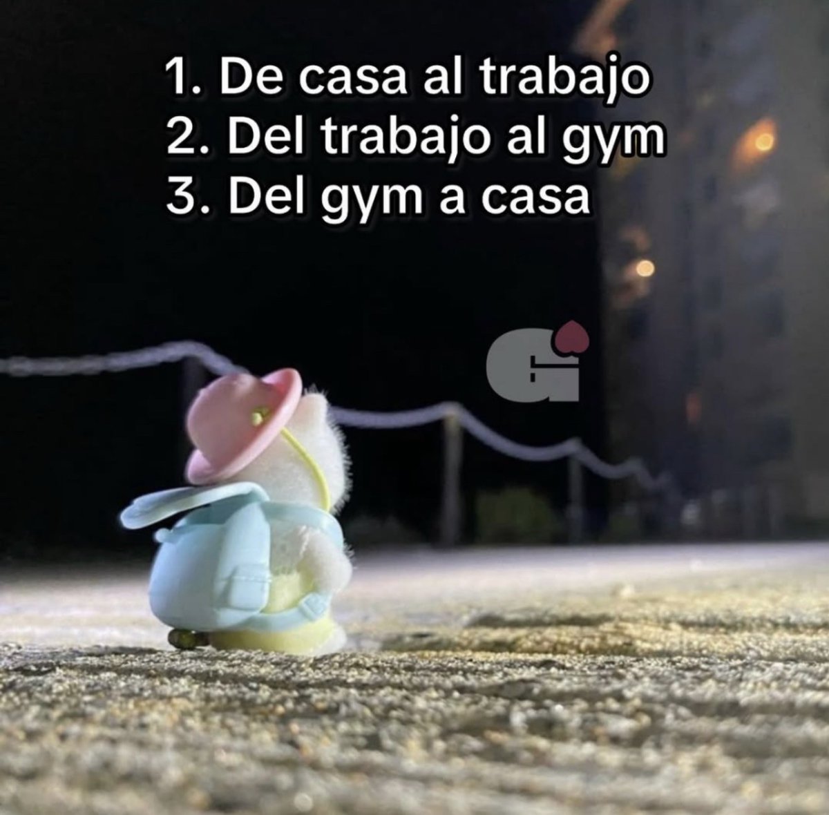 Guarromantico_'s tweet photo. El ciclo de la vida. https://t.co/RKW6gM4QeO