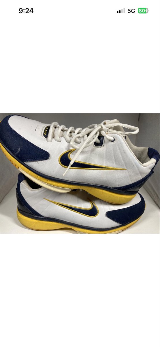 BMK4845's tweet photo. @nikebasketball @nikestore @Nike please please please bring back the Nike Total Package? ( the price friendly version of the huarache 2k4 basketball shoe that Kobe wore) was lighter and more comfortable. Please listen to your consumers for once! https://t.co/h9Z2levYFS