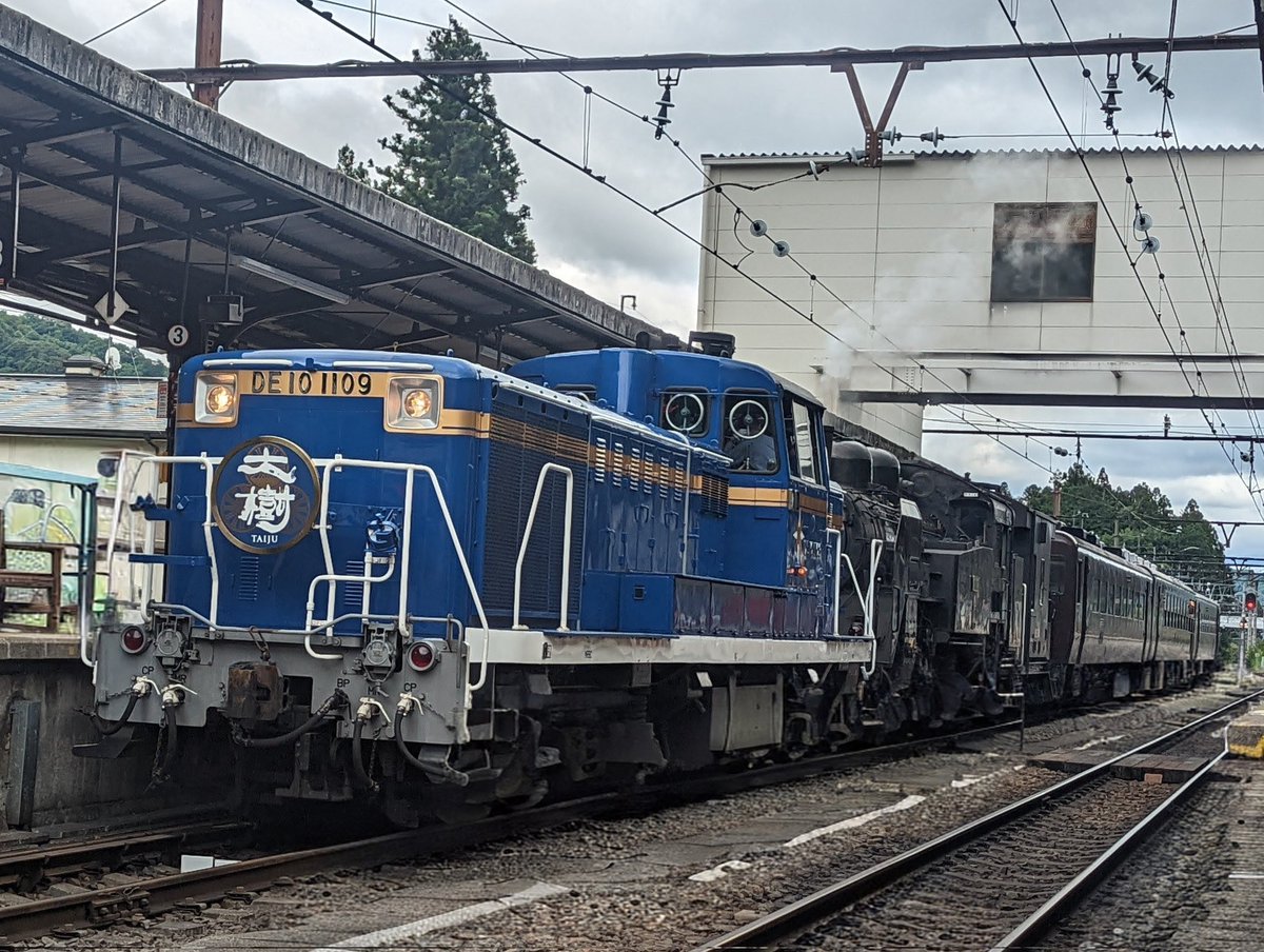 oW3XflrrC14cVIo's tweet photo. SL大樹土津試運転、鬼怒川温泉駅にて https://t.co/YoWdfBRbeG
