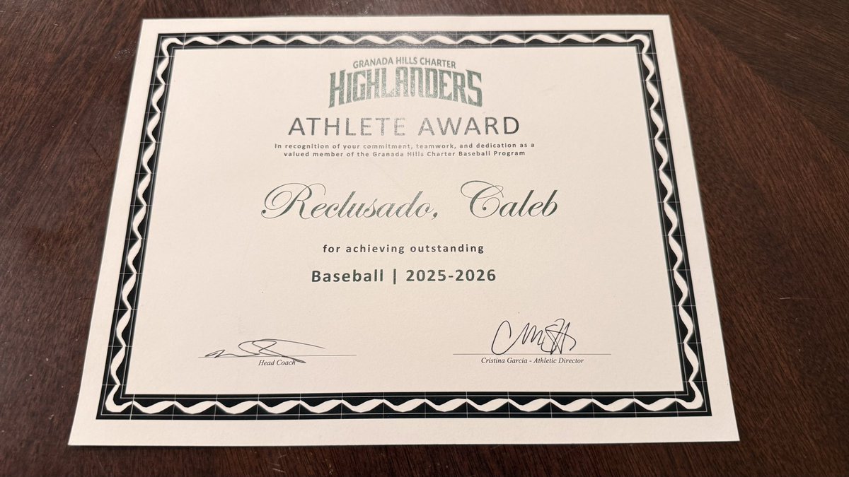 CalebReclusado's tweet photo. Made West Valley All League 2nd team for 3 years in a row! Shooting for 1st team next season! 💯
#Godgetstheglory
#SanFernandoValley
#uncommitted
#GranadaHills
#ClassOf27 https://t.co/zIJirxsx1m
