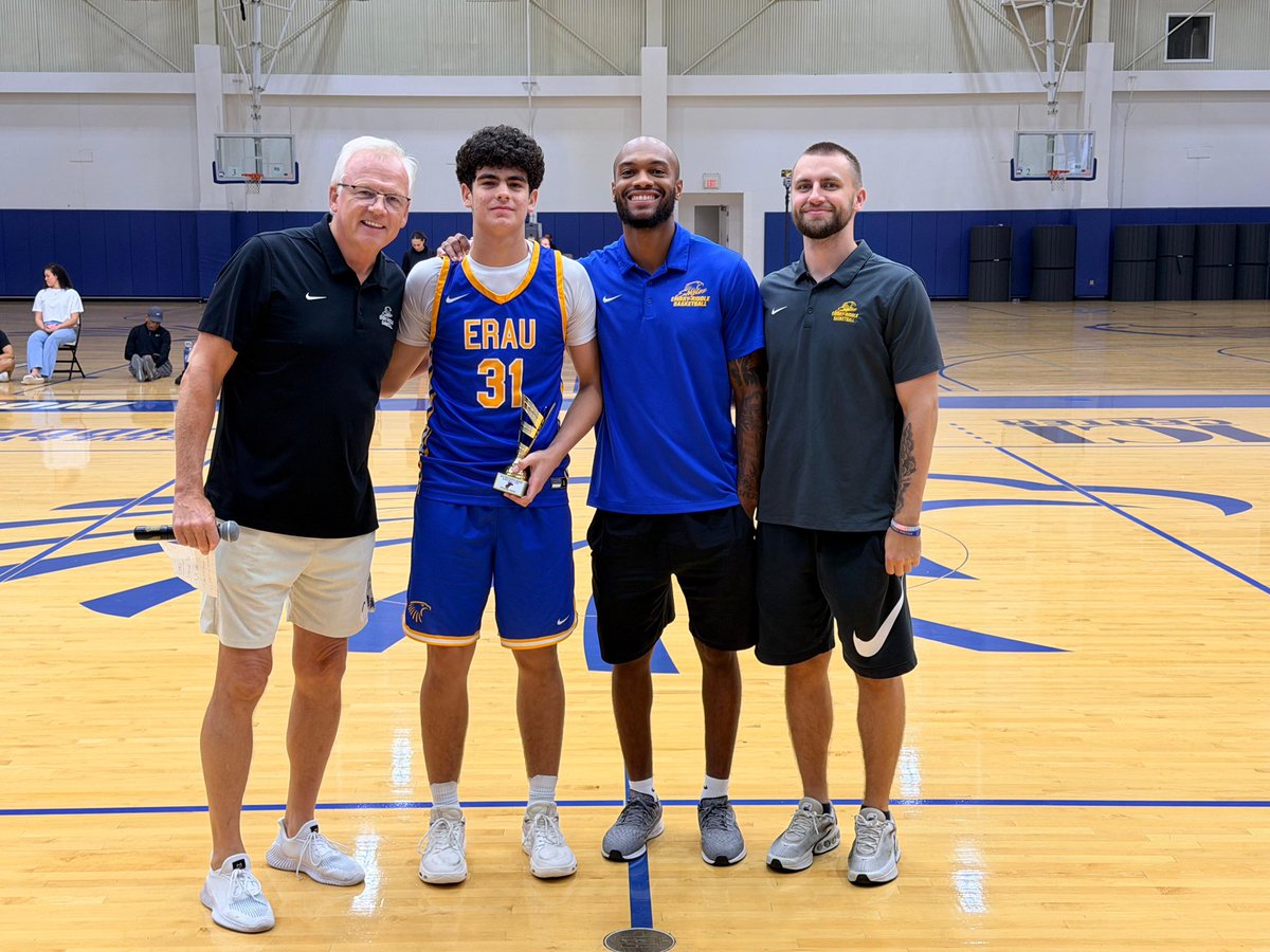 roche_orlando's tweet photo. Last week I had a great weak at @ERAUMBasketball Team Camp. Was able to play in the All Star Game for the 3rd time, won 3v3 tournament back to back years, won Most Outstanding Player Award back to back years, the Package Award, and most importantly went undefeated and won it all! https://t.co/KHNHJihgGN