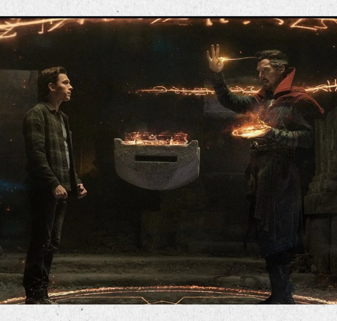 christophermor_'s tweet photo. 🚨 ¡Spoiler DE TOM HOLLAND! 🤯🕷️
Confirma que el hechizo de 'No Way Home' falló y UN personaje del MCU aún recuerda a Peter Parker:
• "Nadie recuerda a Peter... excepto una persona".
• Se desatan teorías: ¿Es Wong, Jean Grey o MJ? 
¿Quién crees que sea? 👇
#SpiderMan #Marvel https://t.co/ducSpFo1I7
