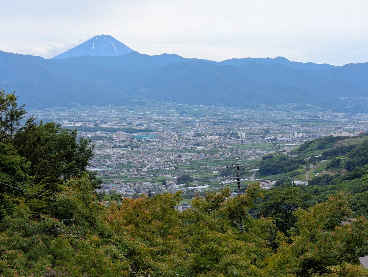 penta_kumausa's tweet photo. 石仏倶楽部の撮影会　２日目
今日は一日中富士山が見えた。何故か嬉しい。　２日間とも天気に恵まれ充実した撮影会でした。 https://t.co/tMcoXguz4N