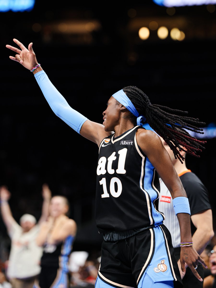 AtlantaDream's tweet photo. WWWWs in the CHAAAT https://t.co/Rjc0O7HKQB