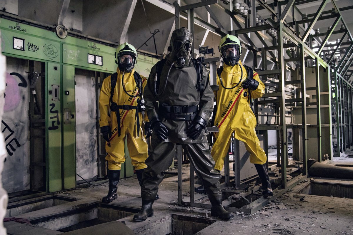 rubbergayhu's tweet photo. Mission continues in the power distribution room. It is not allowed to take off SCBA and chemical protective suit for the sub. 

Hazmat Army - RubBandy,  RubGent, Haz.Matter https://t.co/jAGsfc5FLx