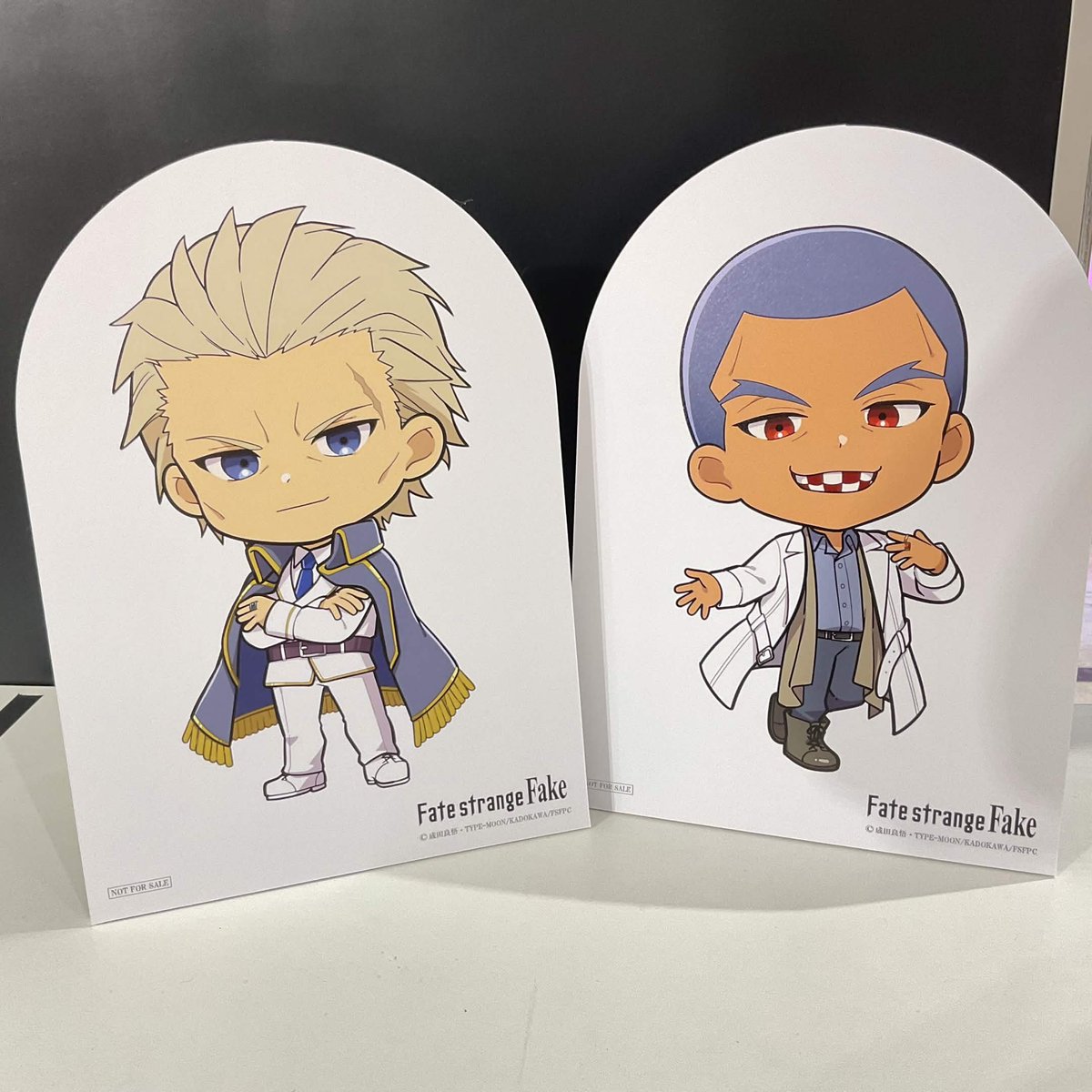 eternorecit's tweet photo. おはようございます☀
『Fate/strange Fake』POP UP STORE 本日もオープンいたしました🙌

定番のアクリルスタンドや缶バッジから、Tシャツやハンドタオルなど様々なグッズをご用意しております✨
オンラインストアもございますので、ぜひ合わせてご利用くださいませ🥳https://t.co/hKe9t6m4I5 https://t.co/wHRxmWdRwH