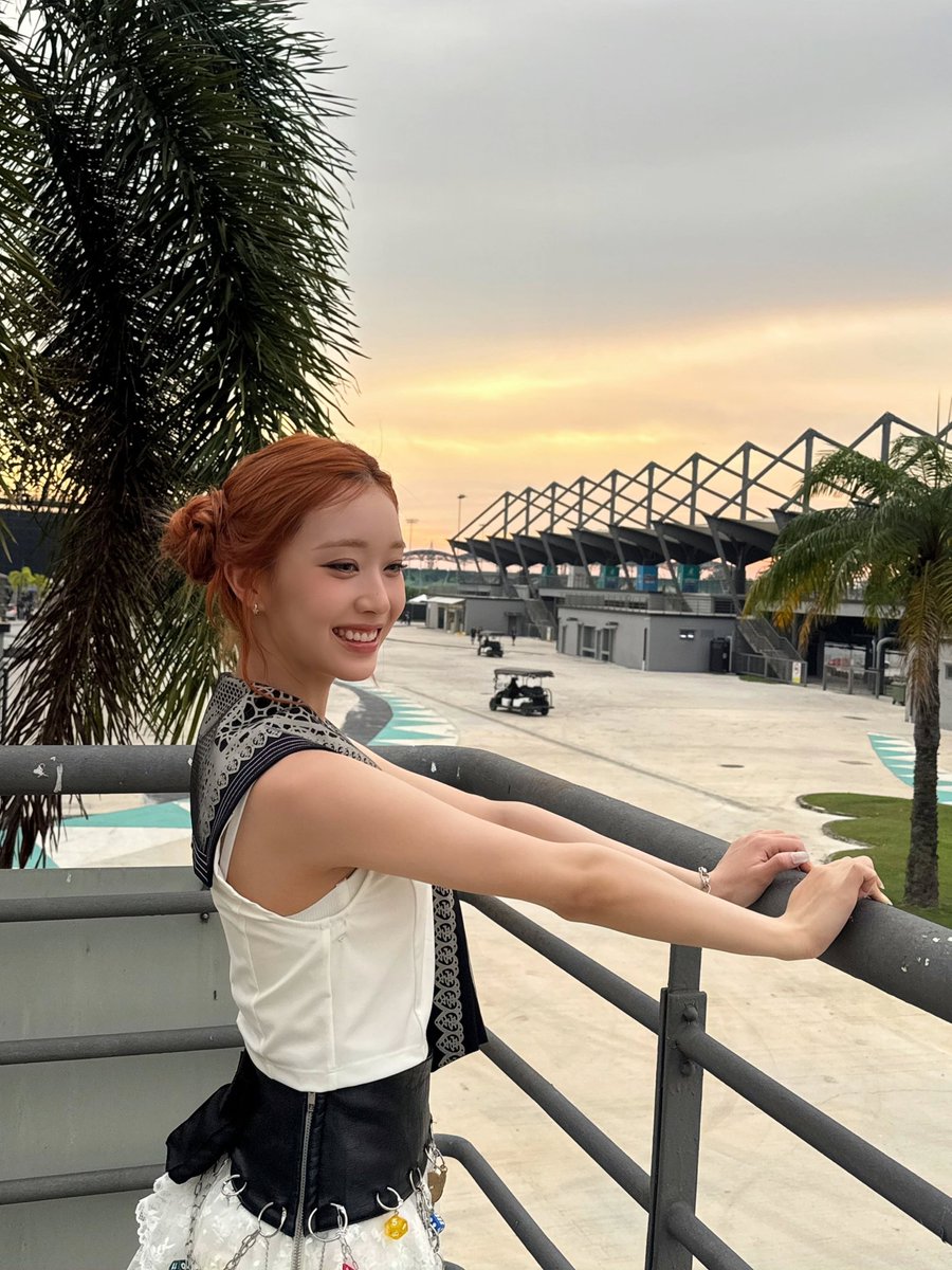 baessuminiee's tweet photo. Malaysia, I've missed you so much😚 https://t.co/Zdz0chOvdK
