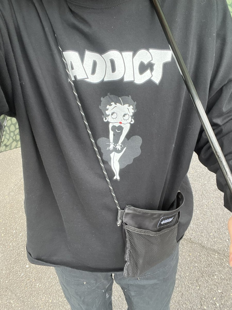 A.D.D.I.C.T (@addict_snkrs27) / Highlights / X