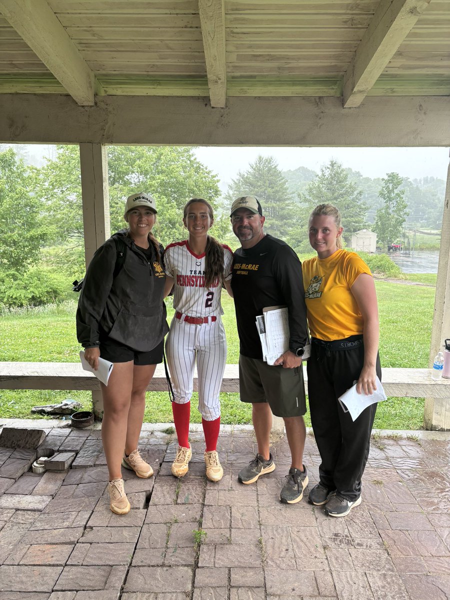 leilacobb2027's tweet photo. Thank you to the @LMC_Softball coaching staff and players for a great camp today! We got lots of reps and great feedback! @TeamPaCannode @teampafastpitch @Jbum42 @cdawnfitz11 https://t.co/e26c6yfVge