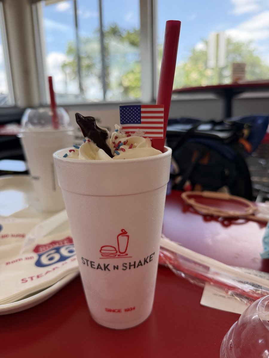 Living4TheNow's tweet photo. Wanted to say Thank You to @SteaknShake for our Patriot Shakes over the weekend! My husband had never been to SnS, but he’s a fan now. 🇺🇸🧋⚽️ https://t.co/oS1MRmSXs7