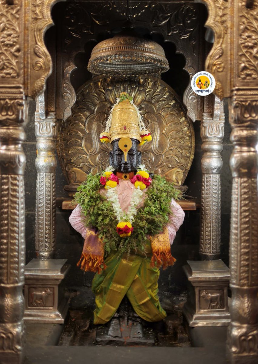 PandharpurVR's tweet photo. 🚩🚩🚩🚩🚩🚩🚩🚩🚩🚩🚩
*श्री विठ्ठल व रुक्मिणीमाता दर्शन पंढरपूर*
         *मंगळवार दि- २३ जून २०२६*
            *🌹काकडा आरती🌹*
               *🌸नित्य पुजा🌸*
            *🙏🏻राम कृष्ण हरी.🙏🏻*
🚩🚩🚩🚩🚩🚩🚩🚩🚩🚩🚩 https://t.co/d1735xJesd