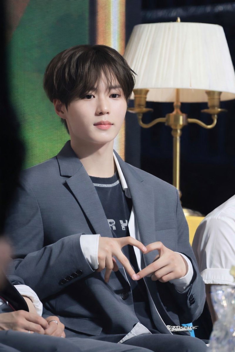 useae99000's tweet photo. 260620 35th SEOUL MUSIC AWARDS
#김준서 #KIMJUNSEO #ALD1       #알파드라이브원   #ALPHADRIVEONE https://t.co/WFKy2LuhZL