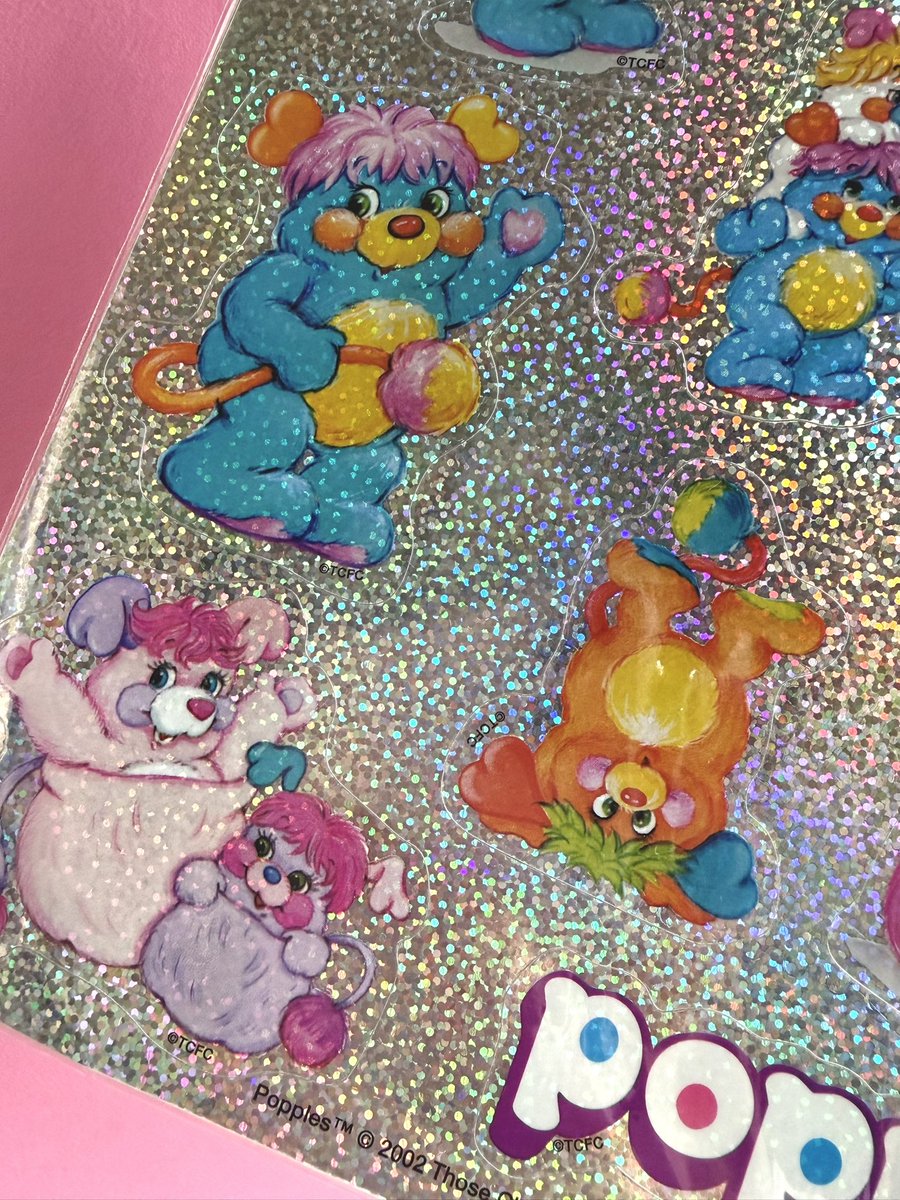 knotatoy's tweet photo. 本日もご利用お待ちしております😊
(火/Tue.)OPEN→10:00〜18:00⏰
▽▼▽▼
00s✴︎Popples Glitter Stickers🌈
大きめサイズです💡

※WEBSHOP未掲載です🙏🏻
店舗でご購入ください☺︎☺︎
(¥1,650) https://t.co/t1dhtDclRh