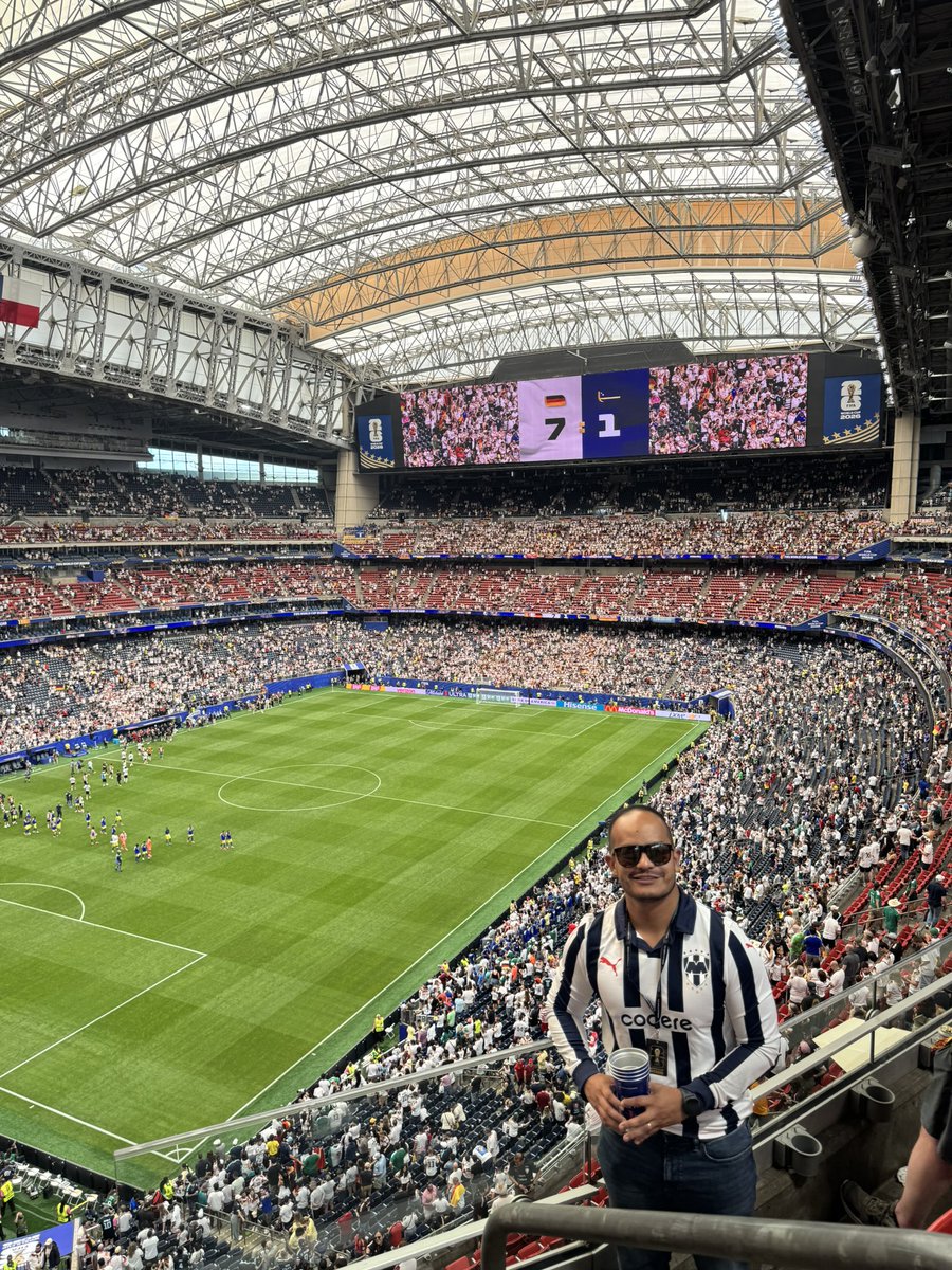 LuisGzzS's tweet photo. FIFA World Cup 2026⚽️

No place like Texas🤠🇺🇸

Houston📍: Alemania 🇩🇪 vs Curazao 🇨🇼
Dallas📍: Inglaterra 🏴󠁧󠁢󠁥󠁮󠁧󠁿 vs Croacia 🇭🇷

#FIFAWorldCup2026 #Texas #Houston #Dallas https://t.co/Ja6W9kmJzB