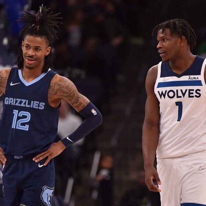 LegionHoops's tweet photo. Minnesota just traded Julius Randle away to create cap space for a bigger move.

Hmm. 👀 https://t.co/dy39FruzVH