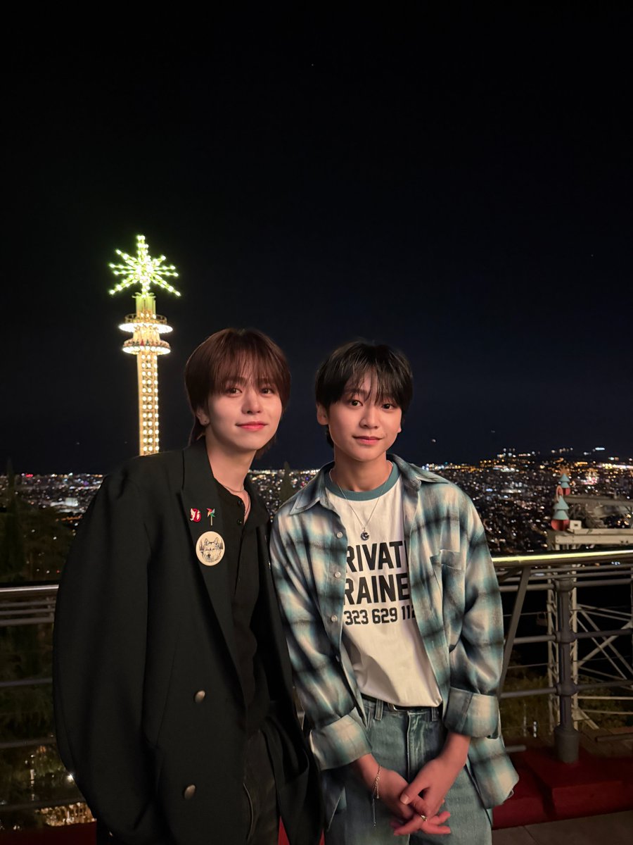 Official_VIBY's tweet photo. #VIBYdump 🩵

𝟐𝟎𝟐𝟔.𝟎𝟔.𝟐𝟒
𝐕𝐈𝐁𝐘 𝐎𝐟𝐟𝐢𝐜𝐢𝐚𝐥 𝐃𝐞𝐛𝐮𝐭

#VIBY #バイビー
#KOTARO #AKITO
#VIBY_Debut
#VIBY_Miracle_TheFirstLight https://t.co/MdswKKBDph