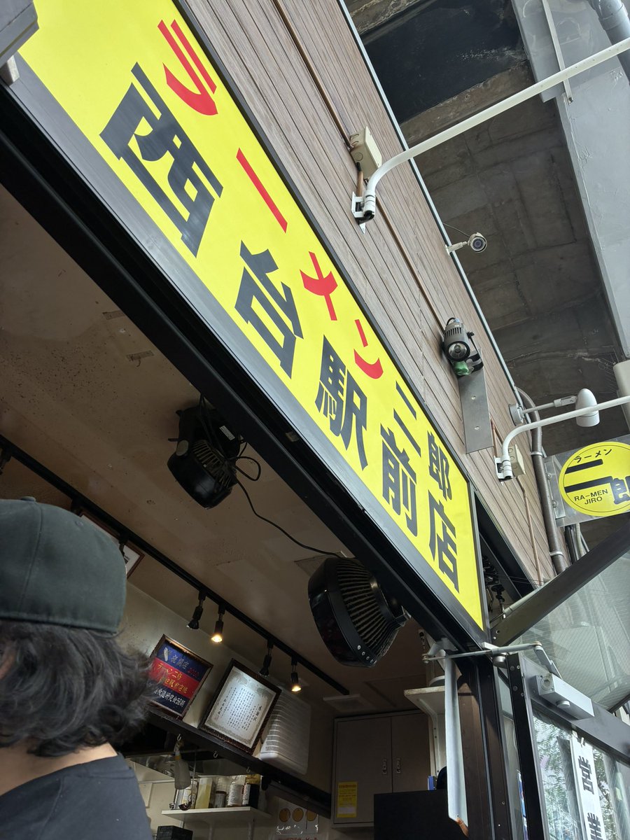 pppTAMAqqq's tweet photo. 1128いまここ

並び先頭

🍜ラーメン二郎西台駅前店 https://t.co/tyTfRfMVTz