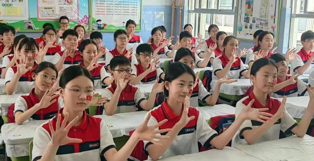 akrill_nvp's tweet photo. New semester, new goals, fresh start! Ready to learn, grow and hit every milestone this term. Let’s make it amazing! https://t.co/R7pdatPLTd