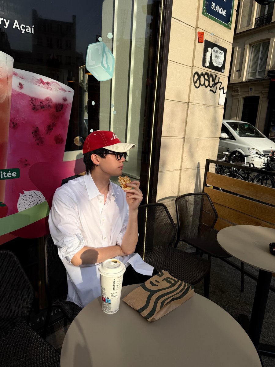 vazseyo's tweet photo. 260623 주익연공작실 샤오홍슈

落地遇见晴天☀️ https://t.co/l0OVb8RMgA