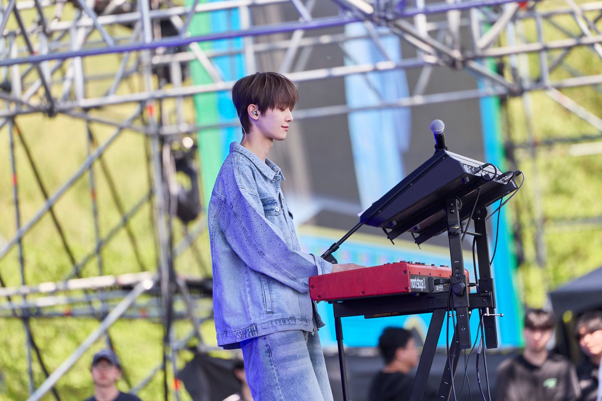 Myname_Vee03's tweet photo. Awesome Music Festival Photo
#HagiJun #Hagiwa #Youngjun #Hrtzwav #Hrtzon https://t.co/zI0J1Gm4VV