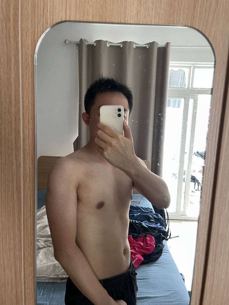 Alan30648407's tweet photo. 一定要开始减肥了🏃 https://t.co/4noT2qHBdW
